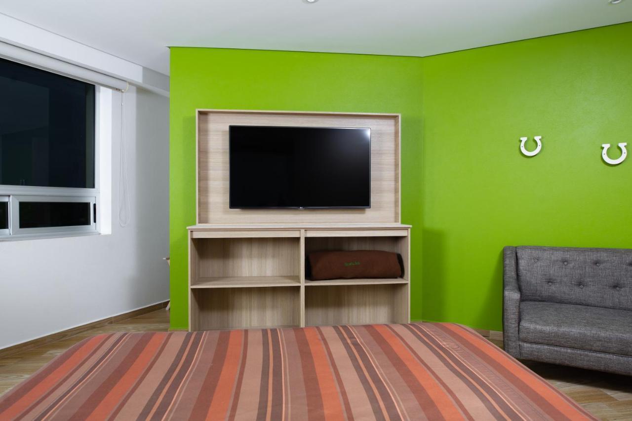 Hotel Xcoco Inn Texcoco de Mora Екстериор снимка